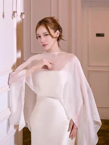 25 Most Beautiful Vietnamese Actresses: Chi Pu and Phuong Oanh Spotlight - image 4