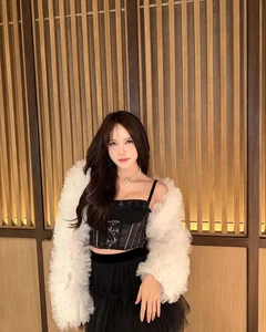 Thiều Bảo Trâm's Bold Fashion Choices and Rising Influence in Vietnamese Pop Culture - image 10
