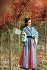 Exploring Contemporary Beauty in Art Language Vol.6385 with the Captivating Qiqi - image 11