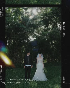Footballer Thanh Chung Shares Romantic Moments with His Beautiful Wife - image 3