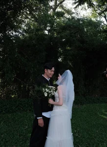 Footballer Thanh Chung Shares Romantic Moments with His Beautiful Wife - image 2