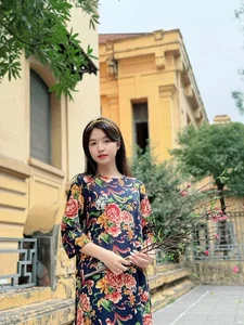 Vietnamese Celebrities Share Heartwarming Family News and Global Travel Adventures - image 4