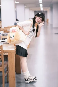 The Sweet Library Aesthetic of Xia Yu Xiao Nian - YiTuYu Vol.8898 - image 2
