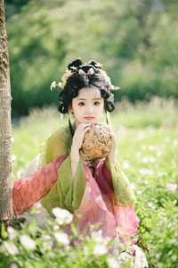 YiTuYu Art Language Vol.7285: Xiao Yu's Captivating Portrait Series - image 4