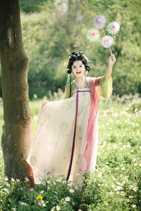 YiTuYu Art Language Vol.7285: Xiao Yu's Captivating Portrait Series - image 5