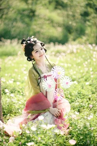 YiTuYu Art Language Vol.7285: Xiao Yu's Captivating Portrait Series - image 3