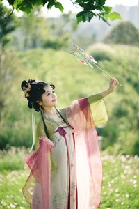 YiTuYu Art Language Vol.7285: Xiao Yu's Captivating Portrait Series - image 17