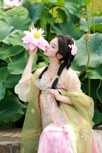 Unique Charm: YiTuYu Art Language Vol.7542 Bu Ke Ai De He He Miao - image 15