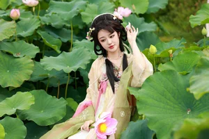 Unique Charm: YiTuYu Art Language Vol.7542 Bu Ke Ai De He He Miao - image 9