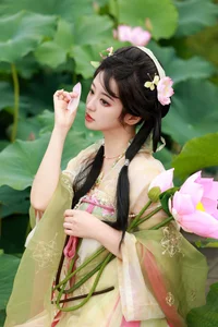 Unique Charm: YiTuYu Art Language Vol.7542 Bu Ke Ai De He He Miao - image 5