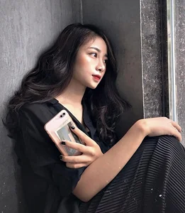 The Happy Lives of Nghe An’s Famous Hot Girls Married to Football Stars - image 4