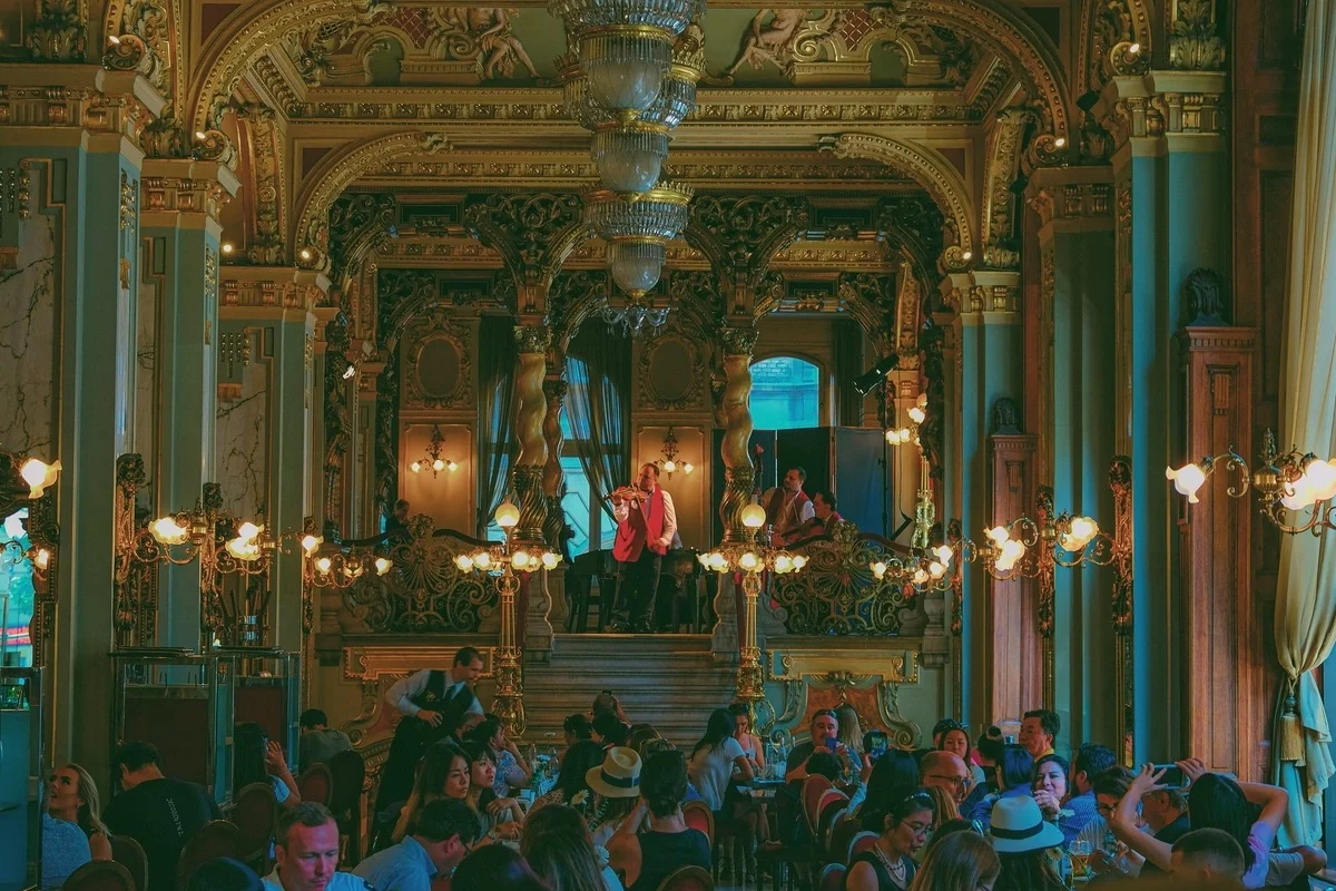 MC Phuong Mai Visits the World’s Most Beautiful Cafe in Style
