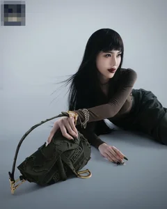 Bui Quynh Hoa Luxury Fashion Style Draws Comparisons to Icon Ho Ngoc Ha - image 10