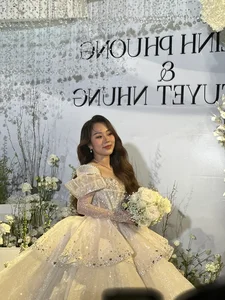 Exclusive Look at TiTi HKT Wedding: Iconic Boy Band Reunion and Stunning Bride Visuals - image 7