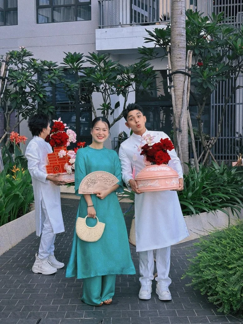 Lam Vy Da Stunning Ao Dai Style at Puka's Star-Studded Wedding