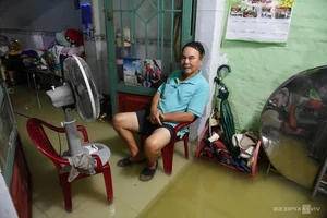 Ho Chi Minh City Residents Face Disruptions During High Tide Season - image 6