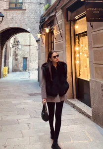 Phanh Lee’s Glamorous Life After Showbiz: High-End Travel and Luxury Living - image 6