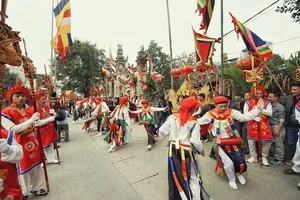 The Unique Bong Dance of Trieu Khuc Village: A Vibrant Vietnamese Cultural Tradition - image 6