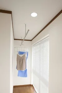 30+ Creative Indoor Laundry Drying Solutions for Modern Small Homes - image 10