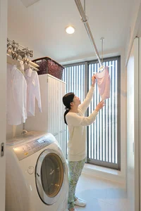 30+ Creative Indoor Laundry Drying Solutions for Modern Small Homes - image 12