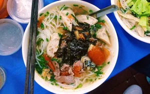 7 Best Snail Noodle Soup Spots in Hanoi You Must Try - image 2