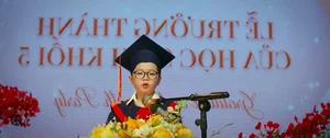 Emotional Finale of My Happy Unexpected Family: Long's Graduation and the Power of Kinship - image 7