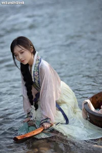 Art Language Vol.4050: Su Mei Zai Lu Shang - A Visual Journey with YiTuYu - image 18