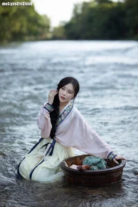 Art Language Vol.4050: Su Mei Zai Lu Shang - A Visual Journey with YiTuYu - image 8