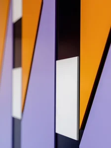 How a Creative Artist Transformed a Plain Room into a Colorful Studio - image 0