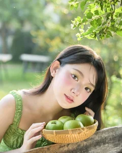 Mukbang Influencer Transforms into a Green Fairy in Enchanting Summer Gallery - image 8
