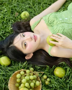 Mukbang Influencer Transforms into a Green Fairy in Enchanting Summer Gallery - image 4