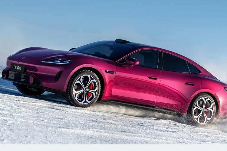 SAIC Z7: The Chinese Electric Vehicle Challenging the Porsche Taycan for a Fraction of the Price