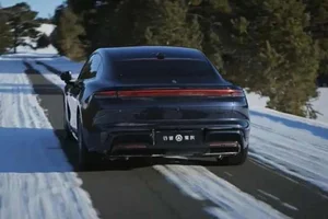 SAIC Z7: The Chinese Electric Vehicle Challenging the Porsche Taycan for a Fraction of the Price - image 10