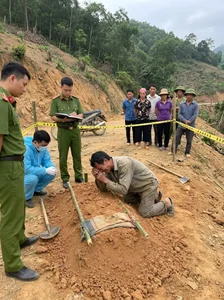 Tragedy in Lao Cai: Investigation Launched After Infant Found in Shallow Grave - image 5