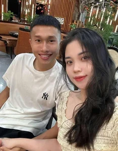 Meet the Beautiful Partners and WAGs Supporting the Vietnam National Football Team - image 4