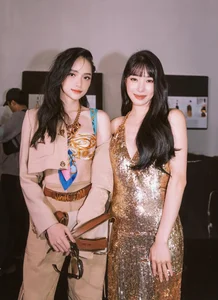 Huong Giang Shows Off Stunning Visuals Alongside Fit Transgender Beauty - image 4