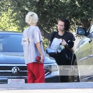 Angelina Jolie's Daughter Shiloh Sparks Media Frenzy Over Rumored Romance - image 2