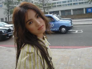 Song Hye Kyo: The Ageless Beauty and South Korean Screen Icon - image 4