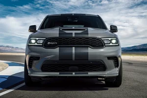 Dodge Durango SRT Hellcat 2026: V8 Muscle SUV Returns - image 2