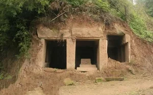 Mysterious Golden Beast Found in Ancient Tomb: A Rare Qing Dynasty Discovery - image 1
