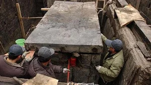 Inside China's Most Dangerous Tomb: The Deadly Traps That Claimed 80 Raiders - image 3