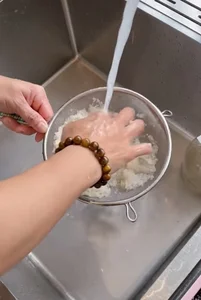 Office Workers Embrace Easy Rice Cooker Mixed Rice Recipe by Hoang Bach's Wife - image 5