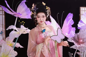 Stunning Visuals of KaiLin Jiang in YiTuYu Art Language Vol.5575 Collection - image 4