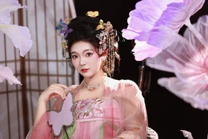 Stunning Visuals of KaiLin Jiang in YiTuYu Art Language Vol.5575 Collection - image 25