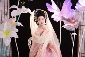Stunning Visuals of KaiLin Jiang in YiTuYu Art Language Vol.5575 Collection - image 27