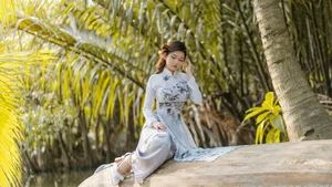 Captivating Beauty: Pure and Elegant Portraits of Modern Vietnamese Women - image 38