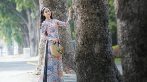 Captivating Beauty: Pure and Elegant Portraits of Modern Vietnamese Women - image 65