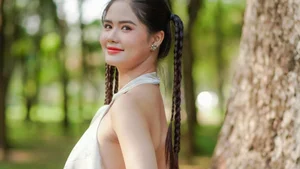 Captivating Beauty: Pure and Elegant Portraits of Modern Vietnamese Women - image 50