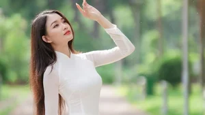 Captivating Beauty: Pure and Elegant Portraits of Modern Vietnamese Women - image 30