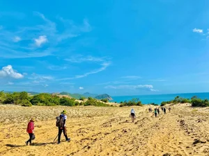 Conquering Mui Doi: A Guide to Seeing the Earliest Sunrise in Vietnam - image 5